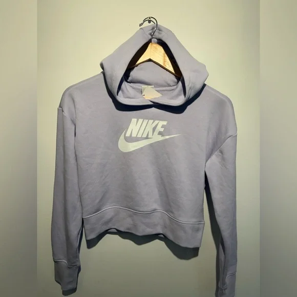 New With Tags Nike Logo lavender and silver girls size L cropped hoodie - Picture 3 of 6